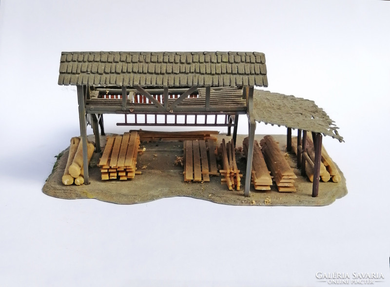 Log yard, shed - model building - field table model, model railway
