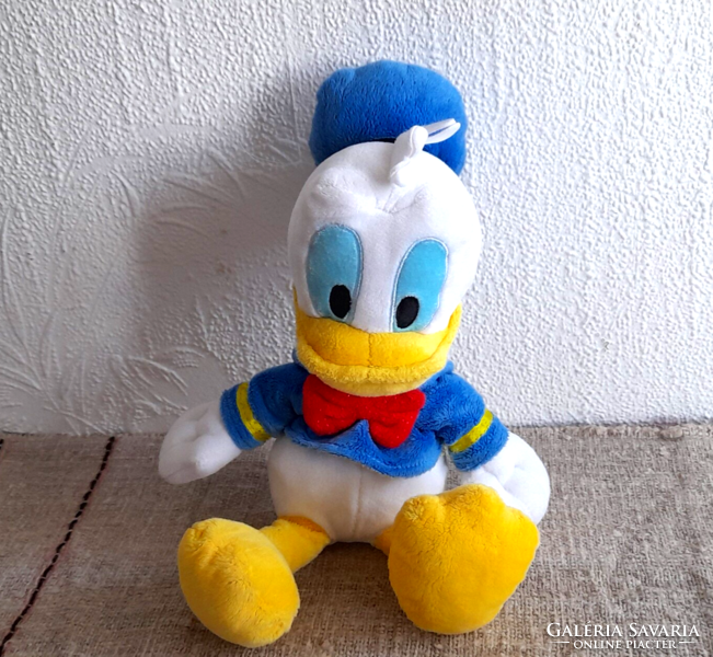 Disney Donald kacsa plüss figura 34 cm