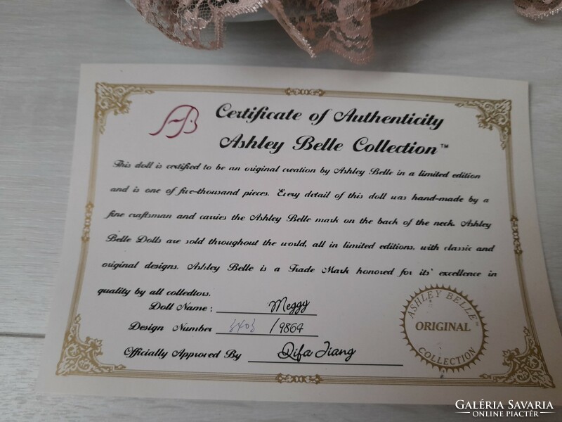 Ashley belle sorszámozott korabeli ruhás porcelánbaba 40 cm