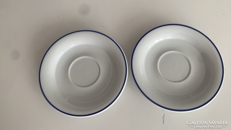 Small porcelain plate with Alföldi blue border