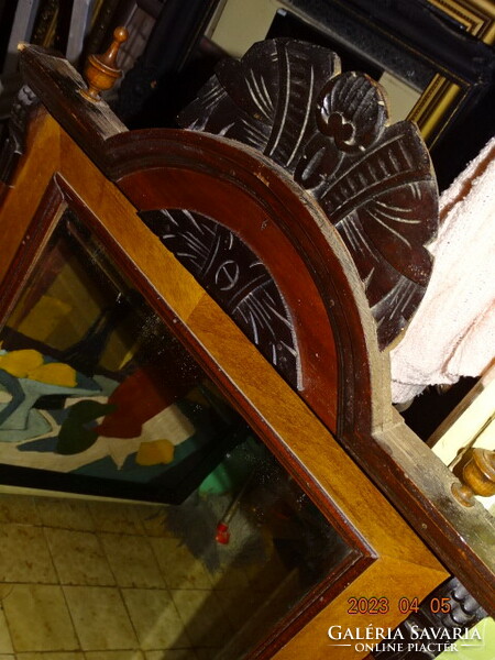 Mirror antique carved wall mirror in original, beautiful condition