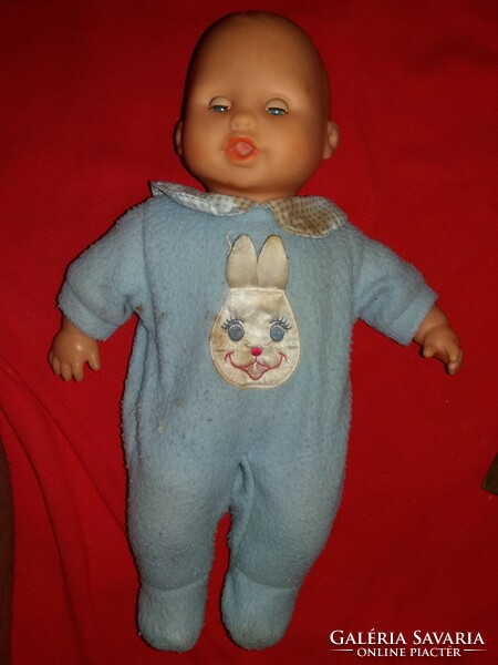 Old plastic sleeping doll with movable hands and feet, in good condition, 34 cm according to the pictures