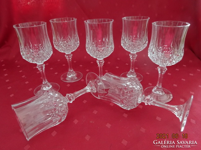 Stemmed crystal wine glass, nine-angled, 7 pieces. Sold together. He has!