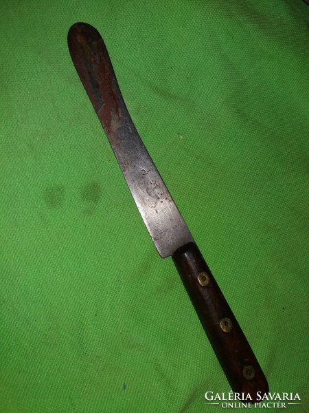 Antik fa nyelű acélpengés szeletelő kés lekerekített heggyel 22 cm a penge 13 cm a képek szerint