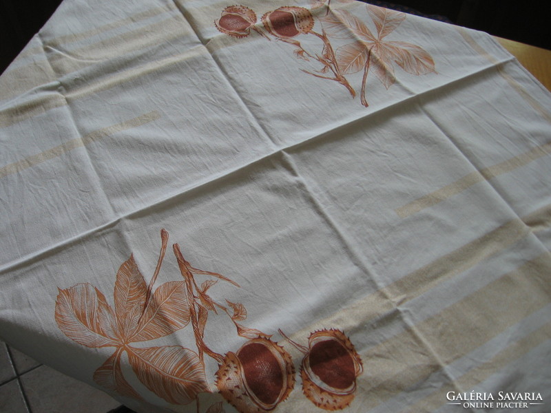 Chestnut pattern tablecloth, tablecloth