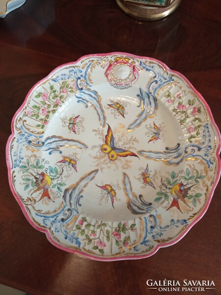 Herend plate with antique coat of arms