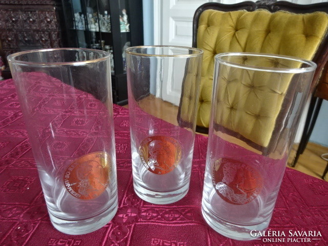 German water glass, three pieces, height 13.5 cm. He has!