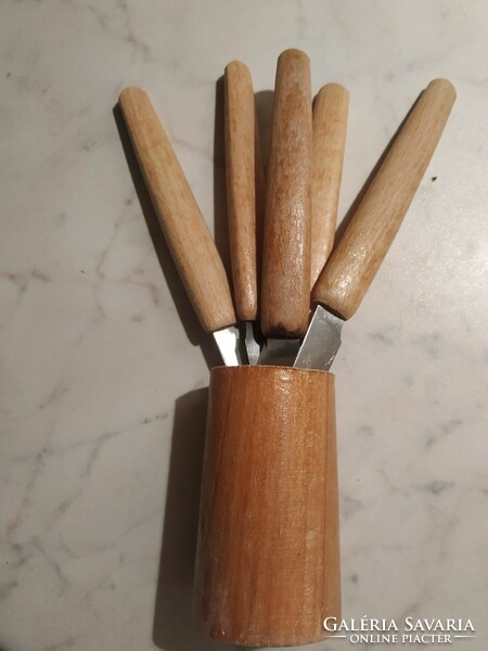 Retro fruit knife set