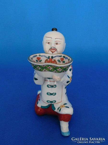 Kneeling Chinese figure from Herend