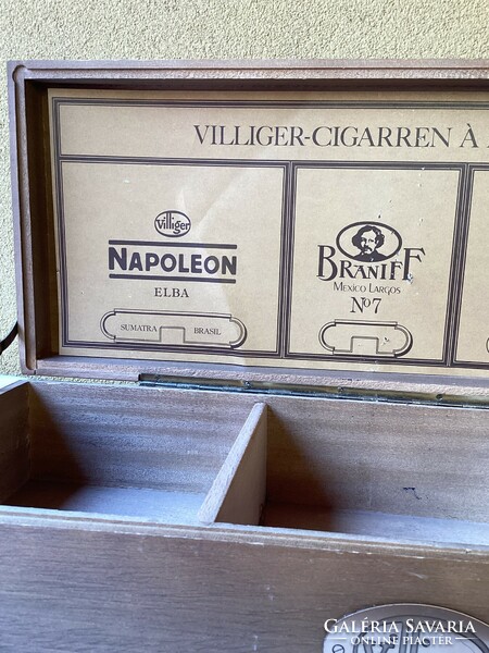 Old villiger cigar box 48x20x10.5 cm.