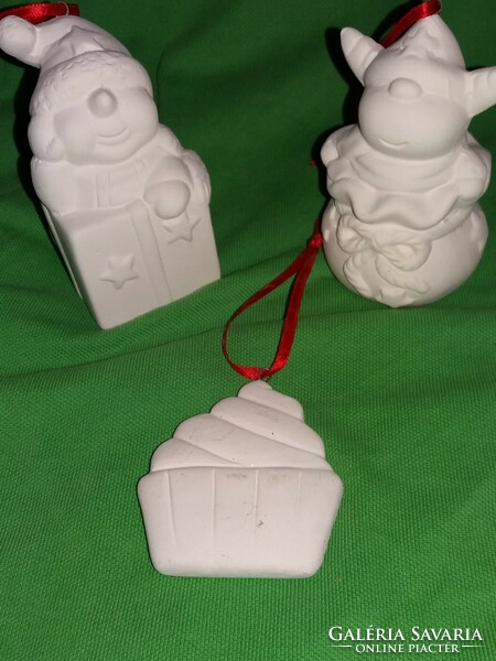 White ceramic Christmas appendage sculptures ornaments creative paintable toy 3 in one according to pictures