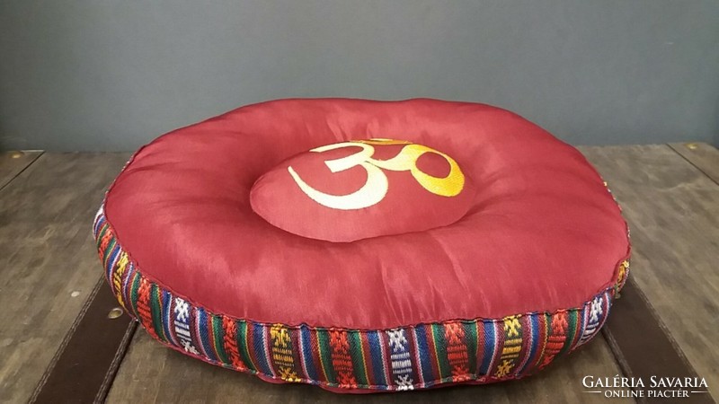 Om meditation sitting cushion (12019)