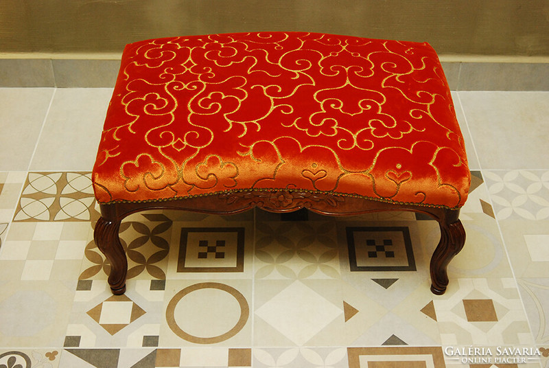 Baroque style sofa, bench, couch, stool, footstool from Italy