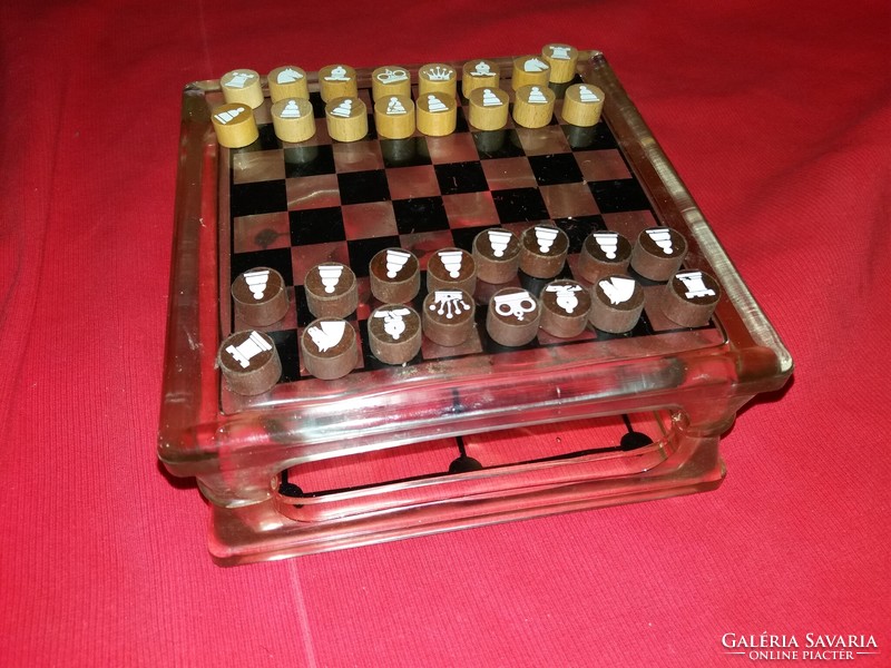 Old craftsman thick glass heavy chess - mill game collectors unique piece according to the pictures