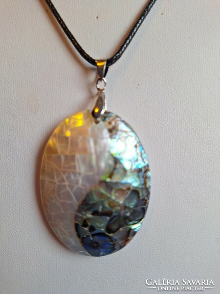 Two-color abalone shell pendant on leather thread