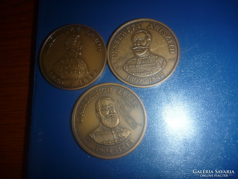 3 Arad martyrs bronze commemorative medals for sale together!