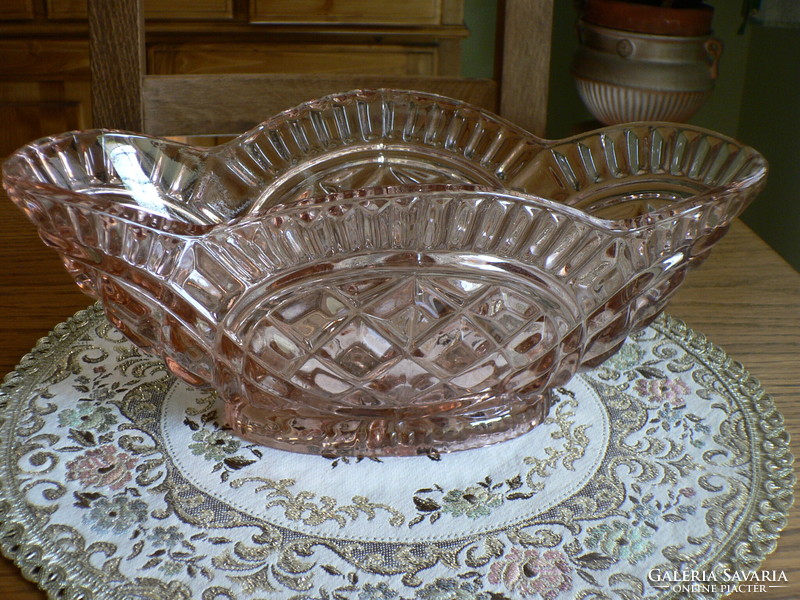 Beautiful old glass bowl offering flawless!