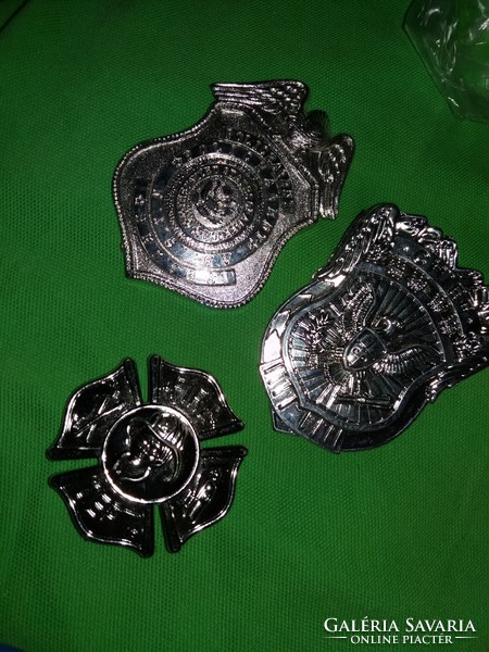 Retro tobacconist bazaar children's role play police badges are also in good condition according to the pictures
