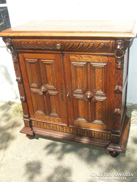 Renaissance carved chest of drawers
