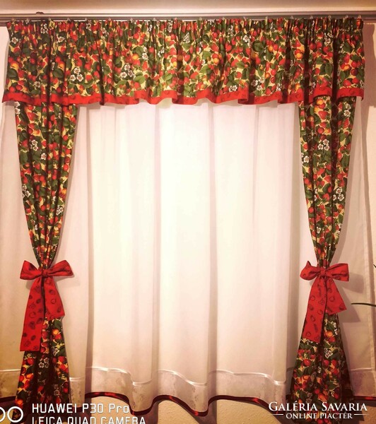 Strawberry pattern curtain set with side decor, new