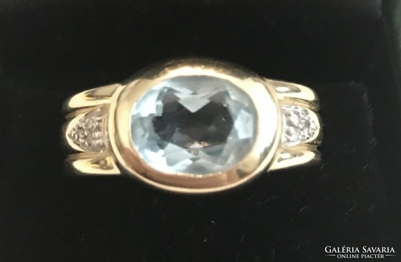 14 carat aquamarine ring with diamonds