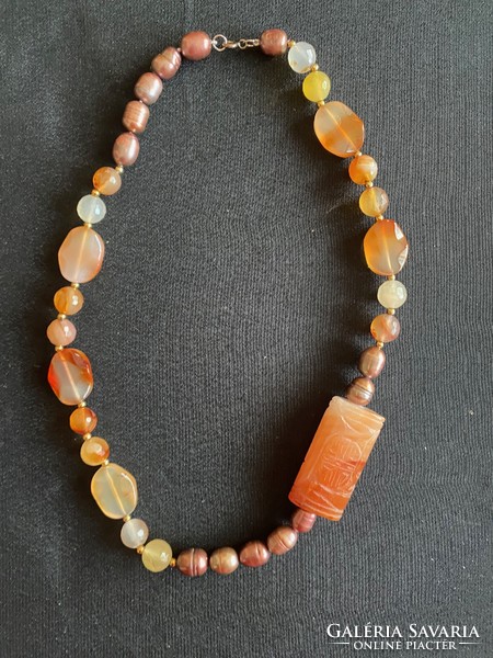 New! Beautiful, individually made necklaces made of carnelian and cultured pearls. Clasp: 925 hallmarked silver