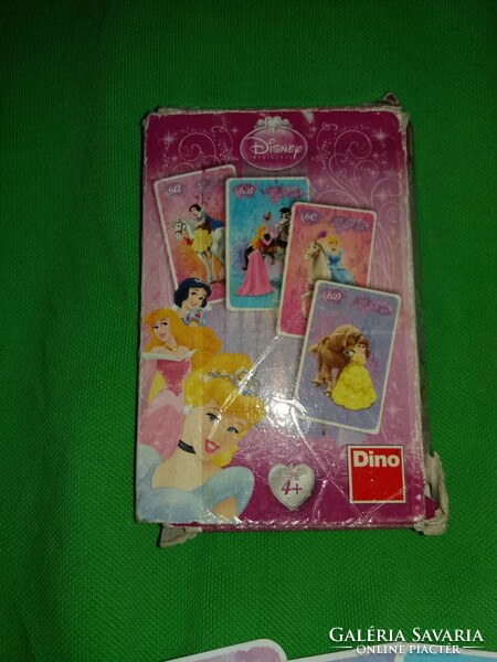 Retro DINO - DISNEY - HERCEGNŐK MESE kvartett játék kártya dobozával a képek szerint