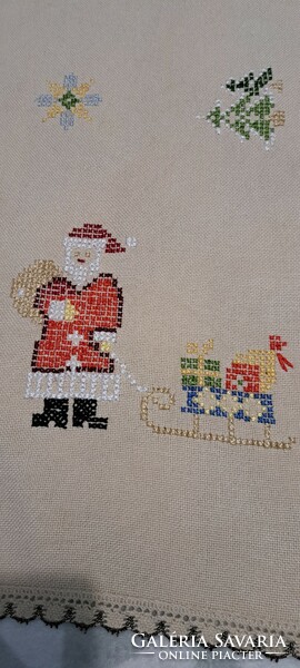 Christmas embroidered table runner (m4693)