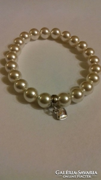 Swarovski pearl bracelet with silver heart pendant