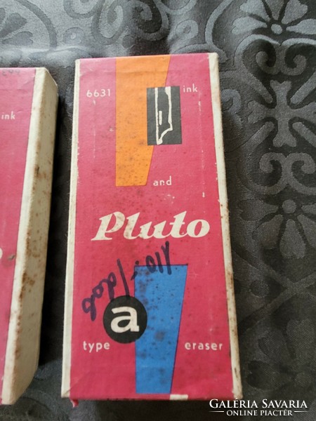 Pluto bohemian works retro eraser from the 60s, three boxes in one.