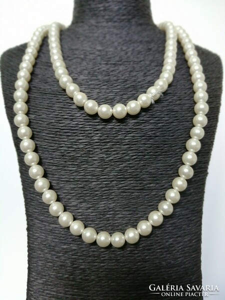 Tekla string of pearls