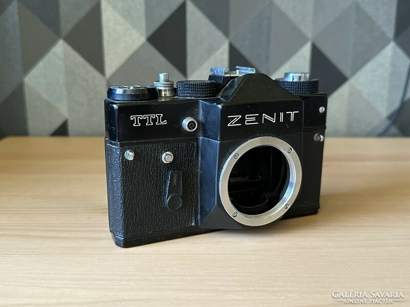 Zenit TTL fényképezőgép, hibás