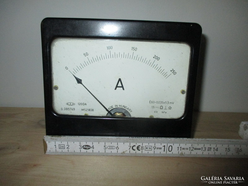 Ammeter instrument