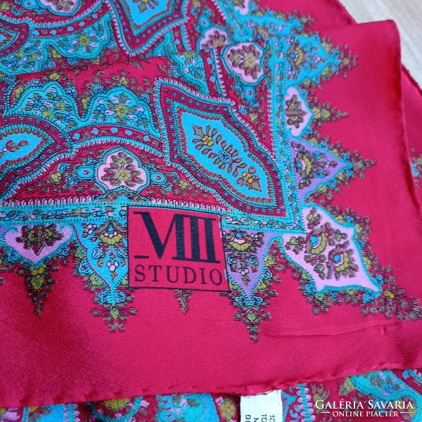 Olasz gyönyörű selyem  kendő, 83 x 83 cm