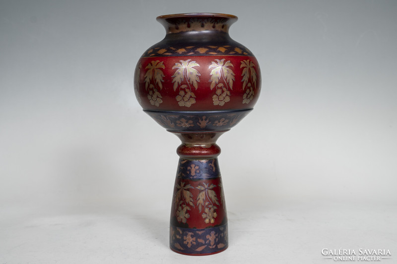 Zsolnay's orientalizing vase