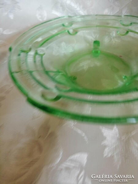 Zöld kis talpas tányér