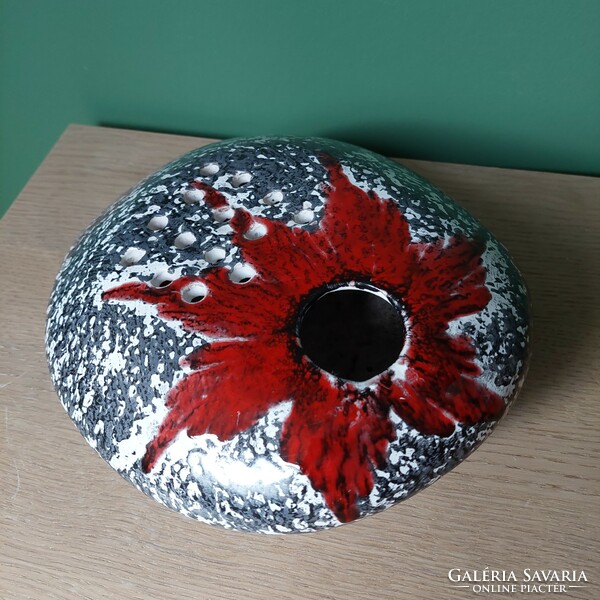Retro ceramic pebble vase, ikebana