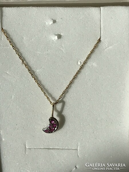 14-carat gold necklace with natural ruby pendant