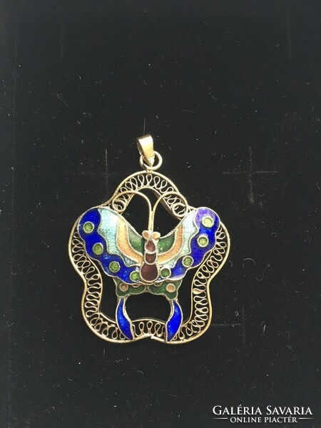 A special gold-encrusted fire enamel filigree silver pendant-jewelry rarity