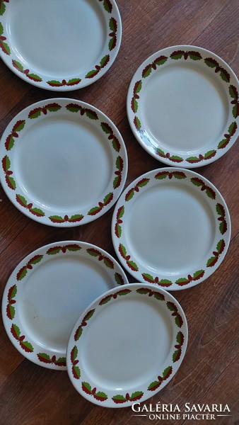 Alföldi 6 large flat plates with oak leaves