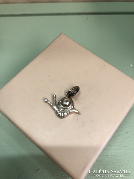 Small silver snail pendant