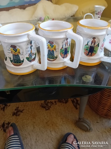Ceramic jugs from Bodrogkeresztúr