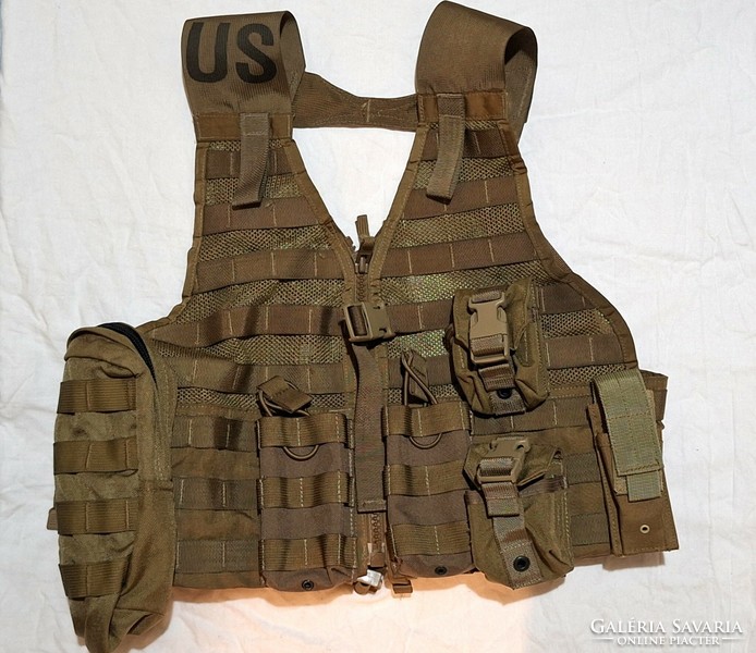 Flc vest, in coyote color (military, new!!) + Molle pockets