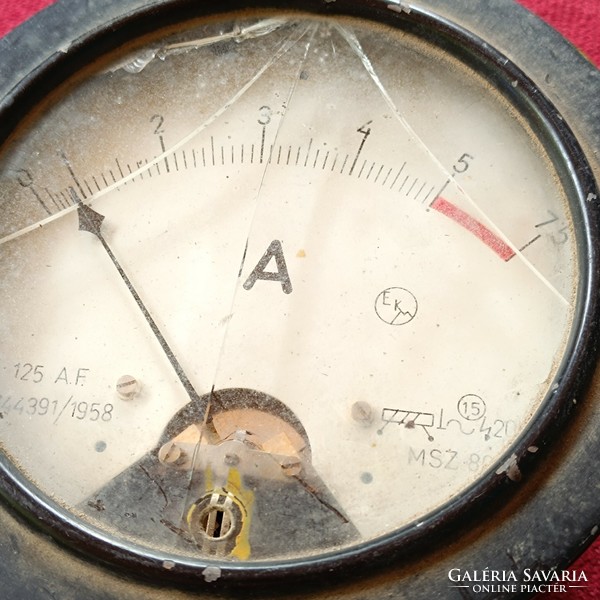 Old ammeter instrument