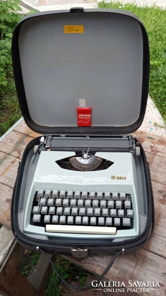 Bag typewriter
