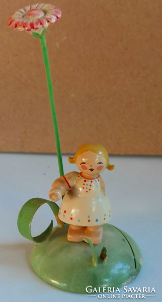 Wendt & Kühn Erzgebirge virág gyerek kézi készítésű figura - sérült