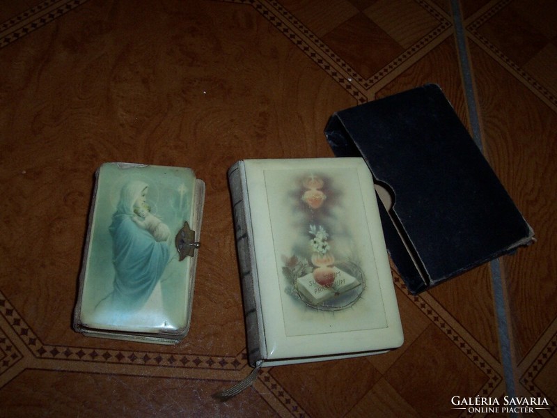 2 pcs prayer books