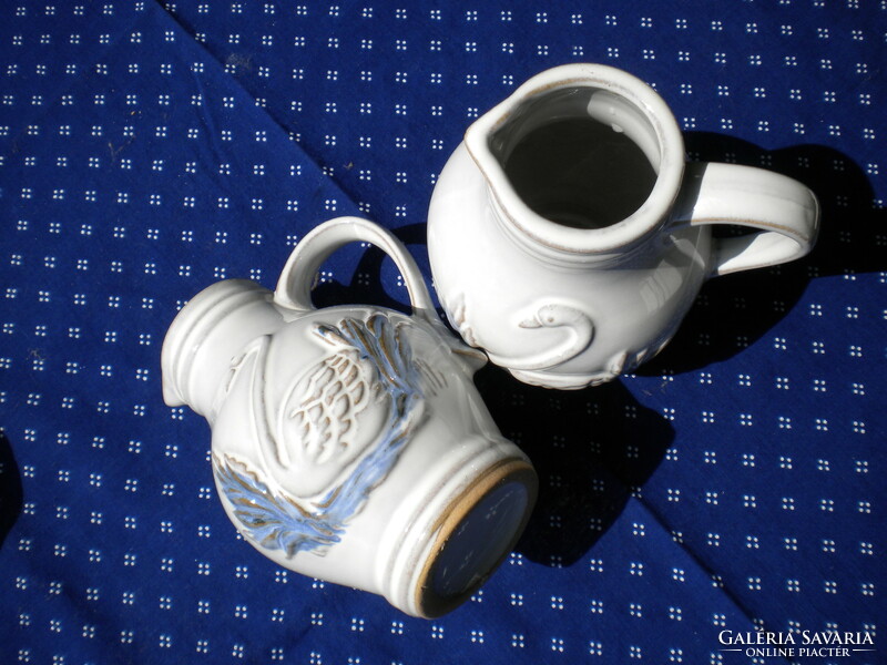 Swan-patterned ceramic 3dl small pitcher in a pair of blauer schwan ceramics