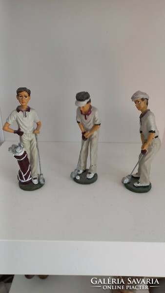 Golfing figures