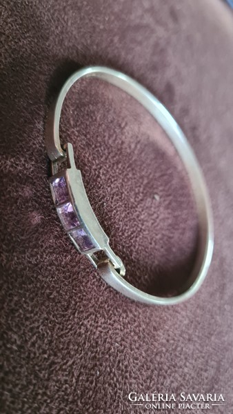 Silver bracelet, bangle, 11.6 Gr, with purple stones